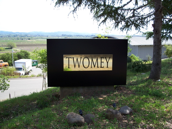 Twomey aluminum box with brass covered alum pan & plex letters